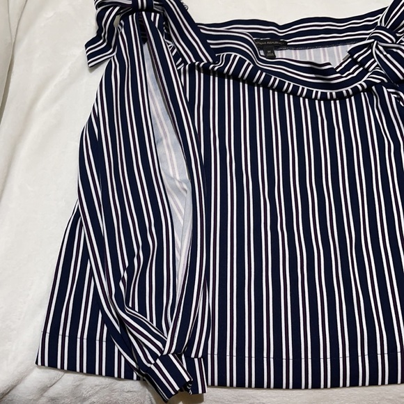 Banana Republic Off Shoulder -Q-34 - Picture 7 of 7